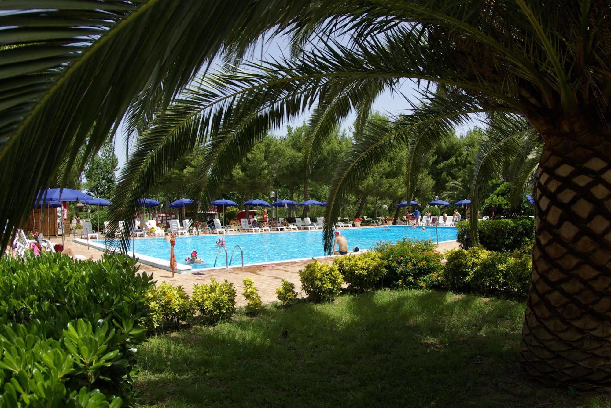 Villaggio Albatros Resort Lesina Exteriér fotografie