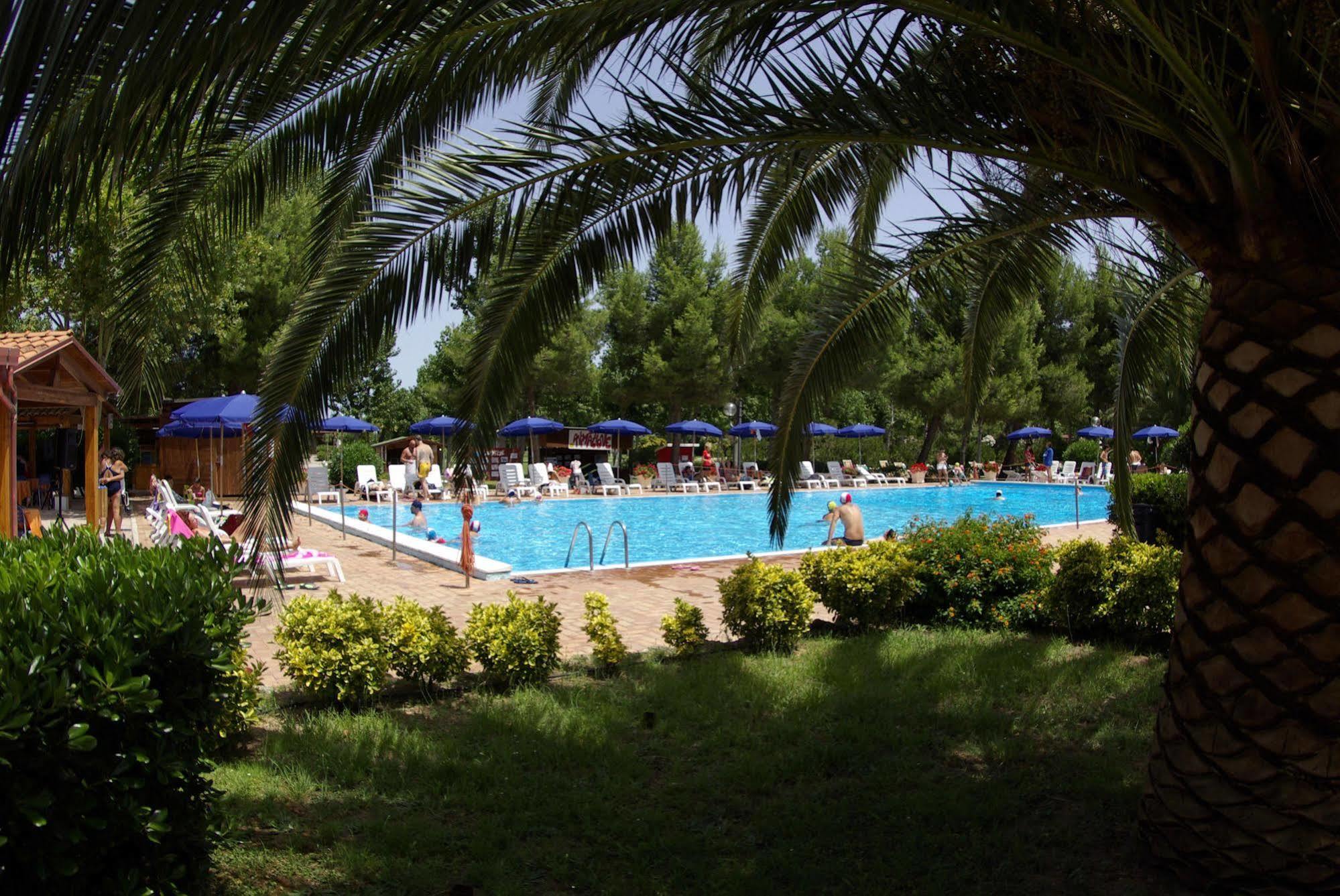 Villaggio Albatros Resort Lesina Exteriér fotografie
